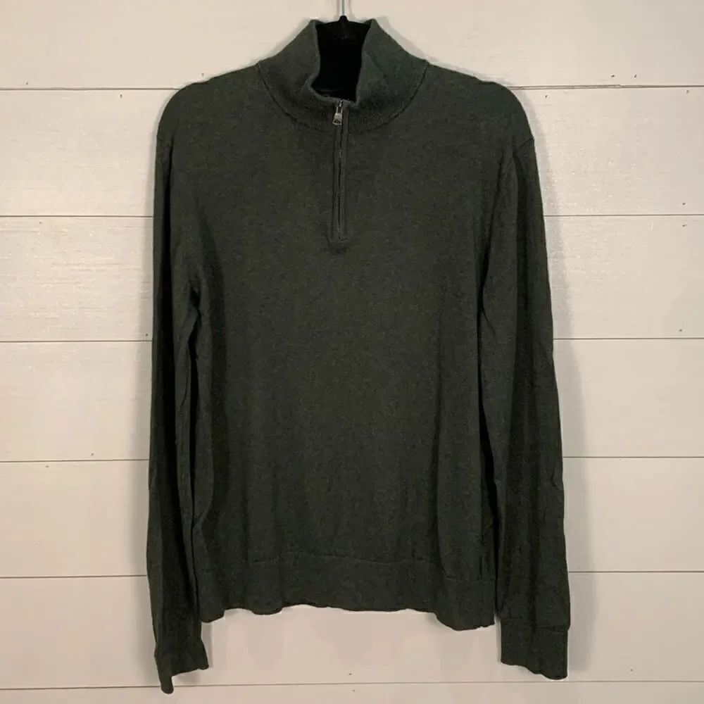 Banana Republic dark green cotton cashmere blend lightweight sweater size medium
